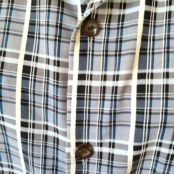 Tommy Bahama Silk Blend Shirt - Picture 2 of 12